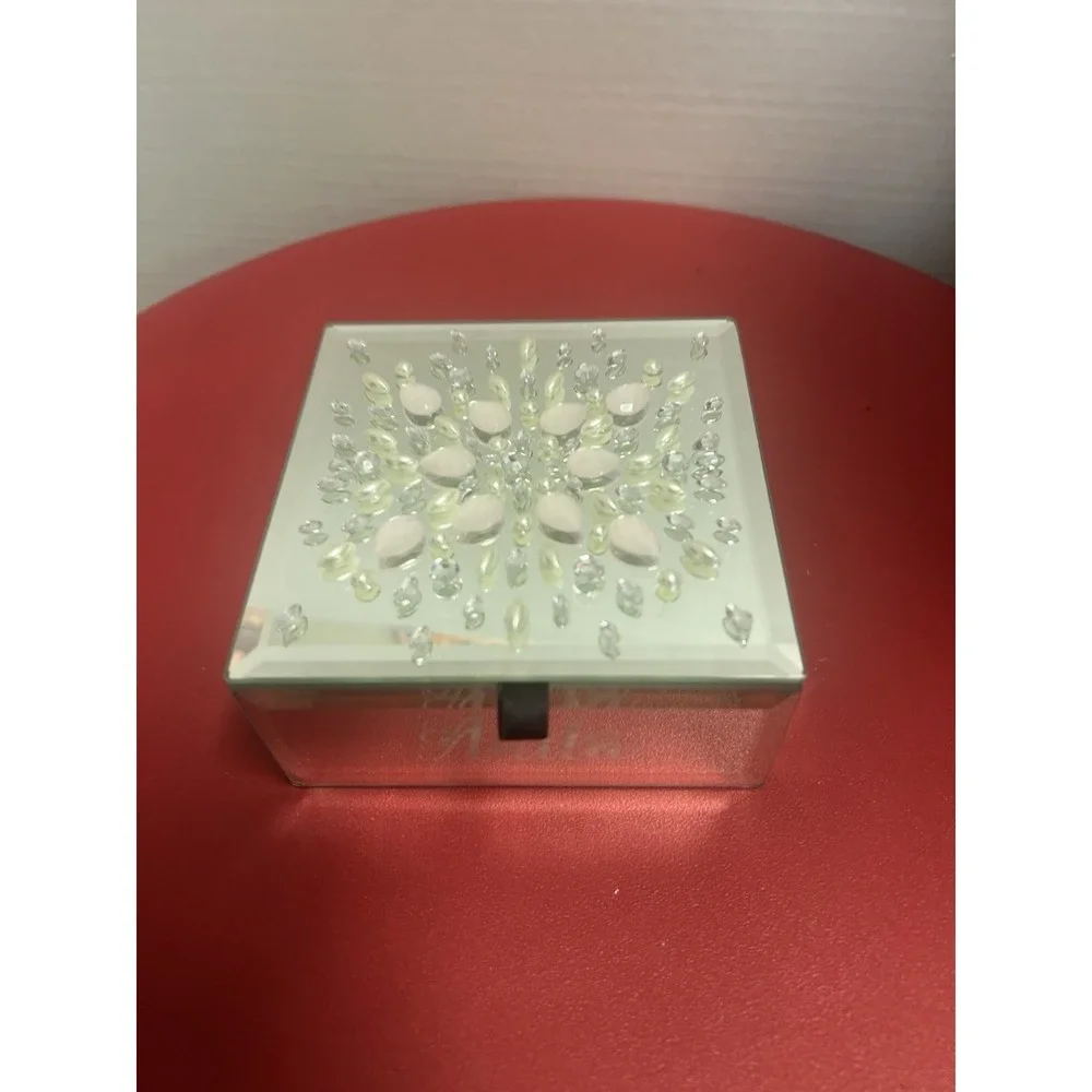 Personalized Mirrored Tinket Box With flower Design. Velvet Inside ANITA 5 Inch